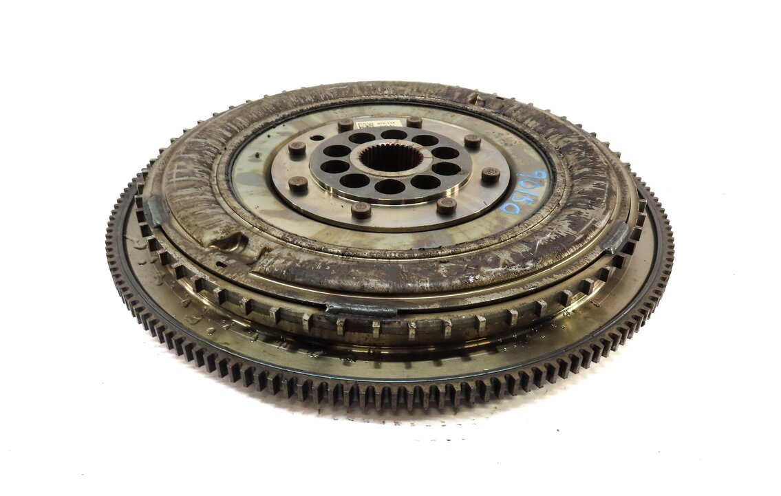 Thumbnail 6: 2010-2016 PORSCHE PANAMERA (970 G1) A/T - 4.8L V8 ENGINE FLYWHEEL FLEX PLATE