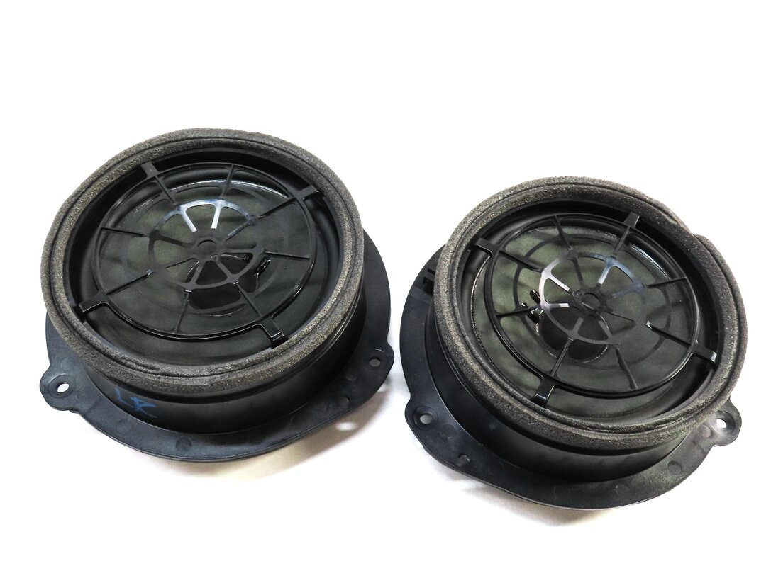 Thumbnail 6: 2017 AUDI A4 (B9 8W) BANG & OLUFSEN AUDIO SUB SUBWOOFER TWEETER SPEKAER SET-19