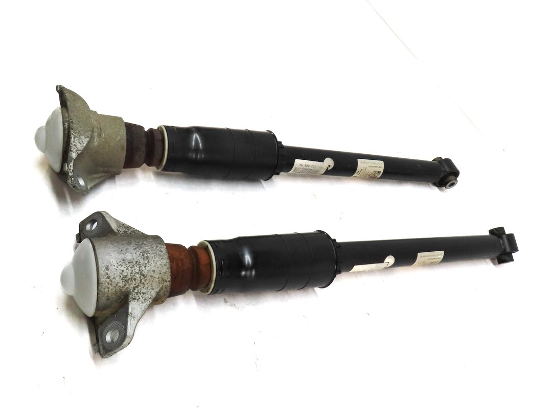Thumbnail 5: 2017 AUDI A4 (B9 8W) LEFT & RIGHT REAR SPORT SUSPENSION SHOCK STRUT SET-2