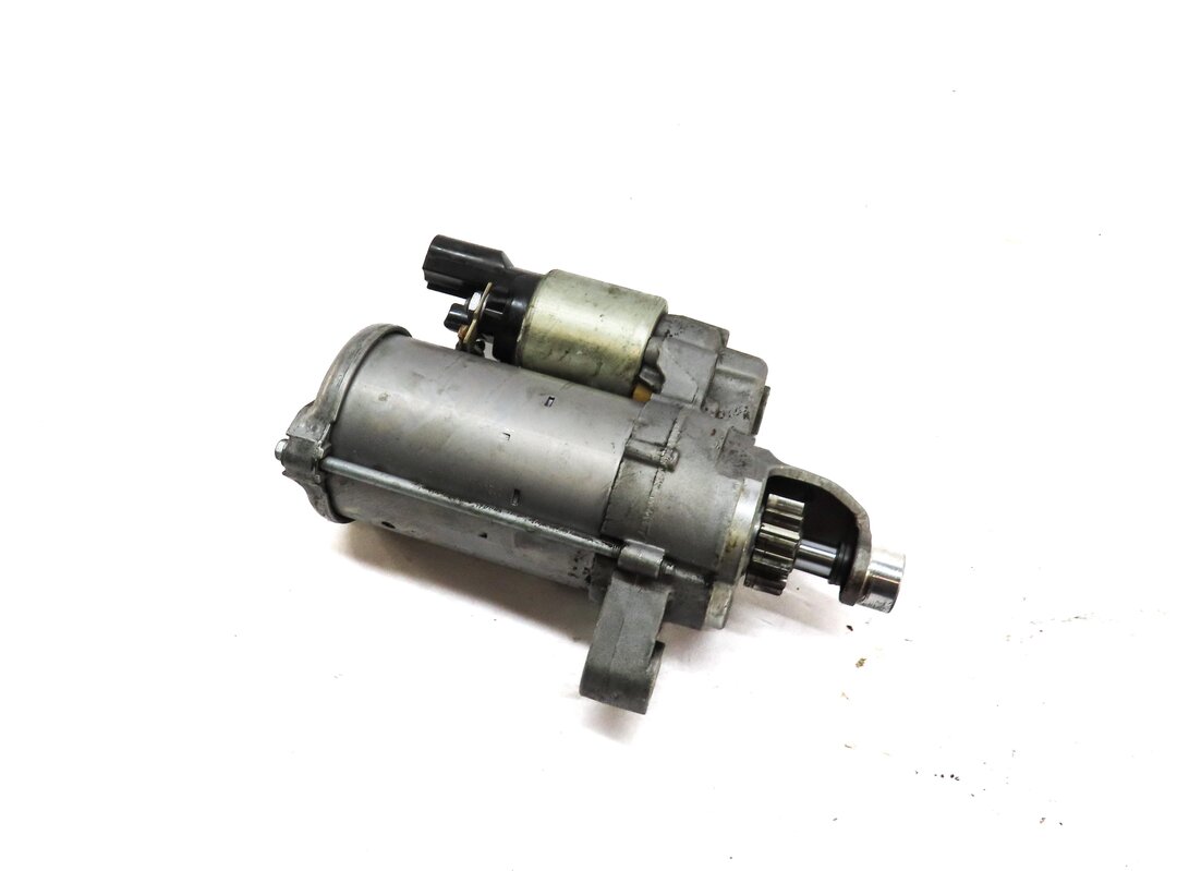 Thumbnail 1: 2017-2020 AUDI A4 A5 ALLROAD Q5 (B9 8W 8W6 80A) 2.0L TURBO ENGINE STARTER MOTOR