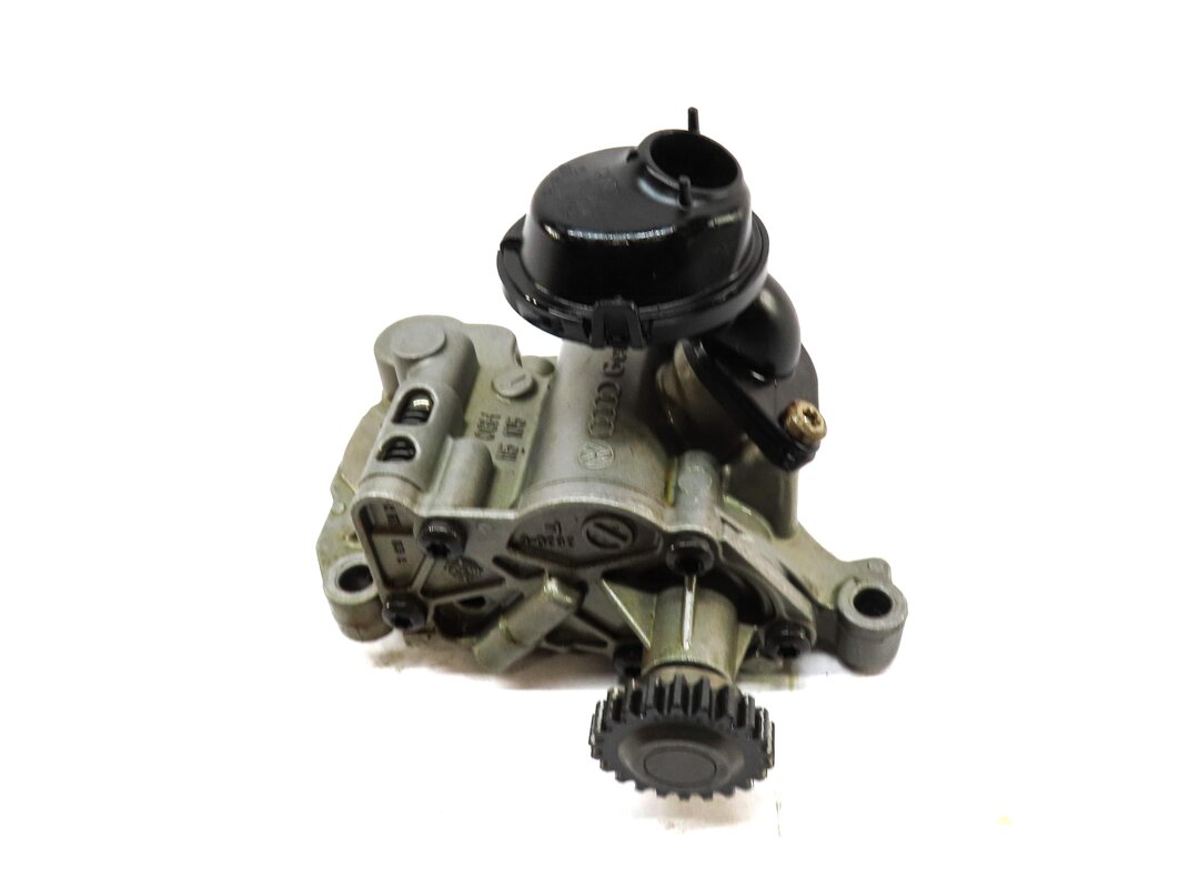 Thumbnail 2: 2017 AUDI A4 (B9 8W) 2.0L CYMC TURBO ENGINE OIL PUMP
