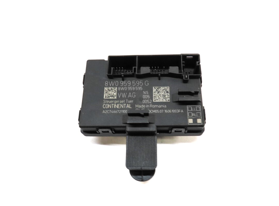 Thumbnail 3: 2017 AUDI A4 (B9 8W) REAR LEFT DOOR CONTROL MODULE