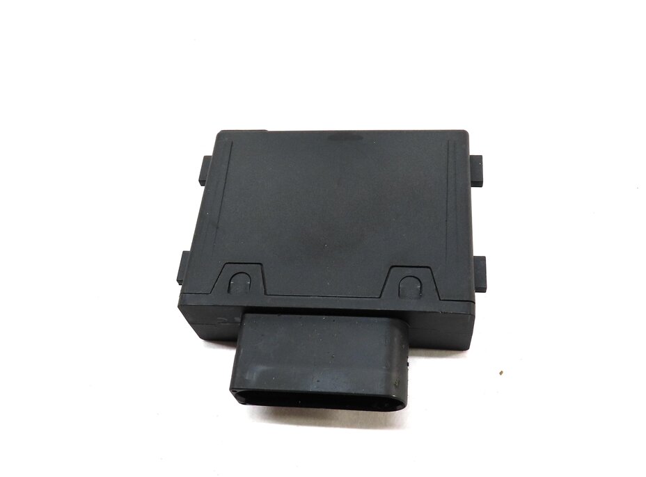 Thumbnail 3: 2017 AUDI A4 (B9 8W) FUEL PUMP CONTROL MODULE
