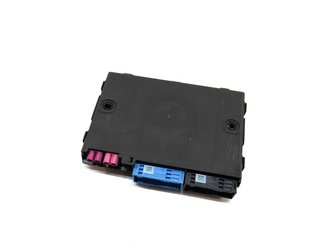 Thumbnail 1: 2017 AUDI A4 (B9 8W) GATEWAY INTERFACE CONTROL MODULE