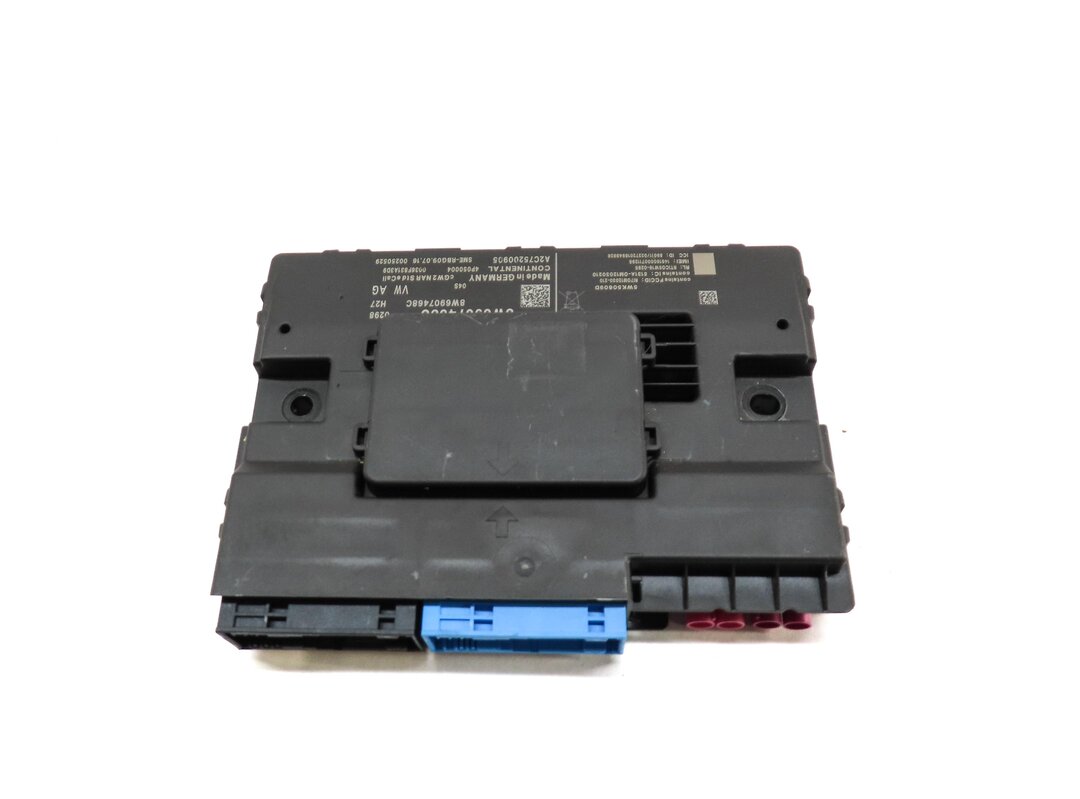 Thumbnail 3: 2017 AUDI A4 (B9 8W) GATEWAY INTERFACE CONTROL MODULE
