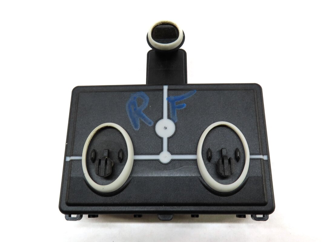 Thumbnail 2: 2017 AUDI A4 (B9 8W) FRONT RIGHT PASSENGER DOOR CONTROL MODULE
