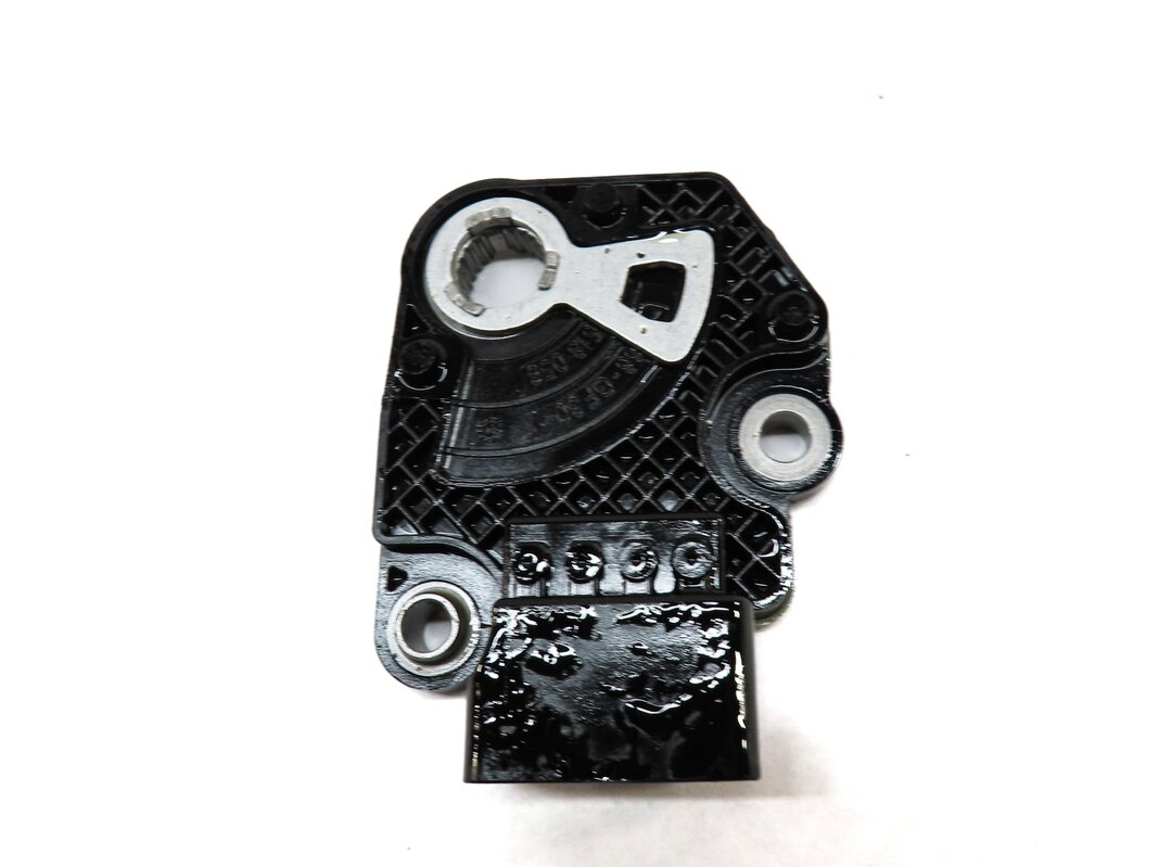 Thumbnail 3: 2017 AUDI A4 (B9 8W) STEERING COLUMN COMBINATION SWITCH ANGLE SENSOR