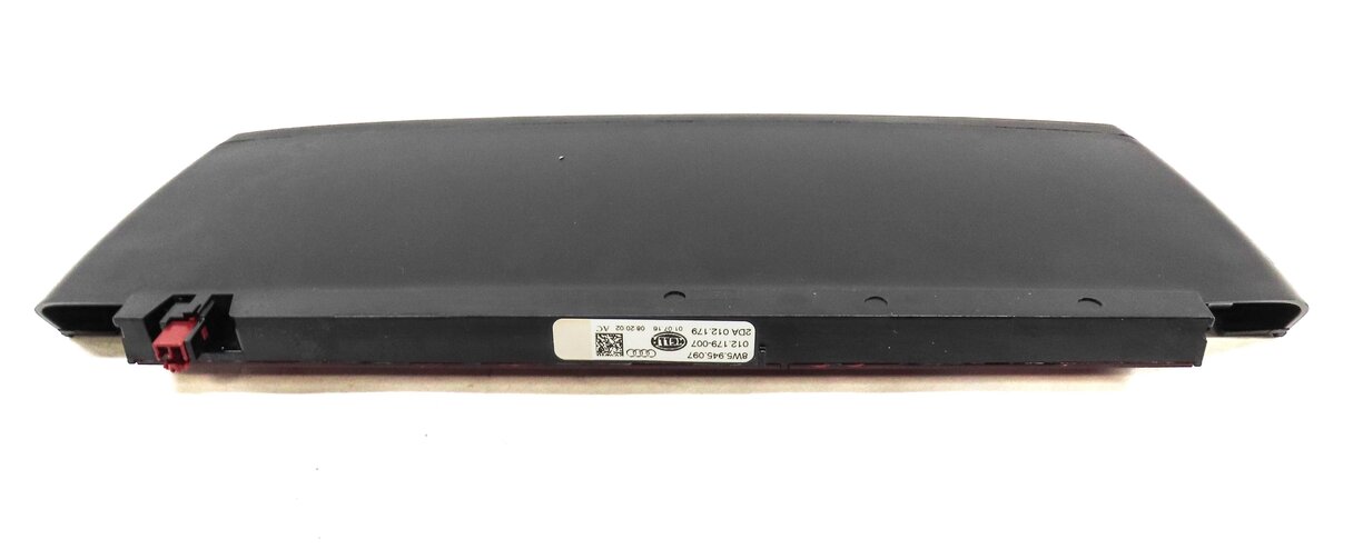 Thumbnail 5: 2017 AUDI A4 (B9 8W) REAR 3rd THIRD BRAKE LIGHT LAMP