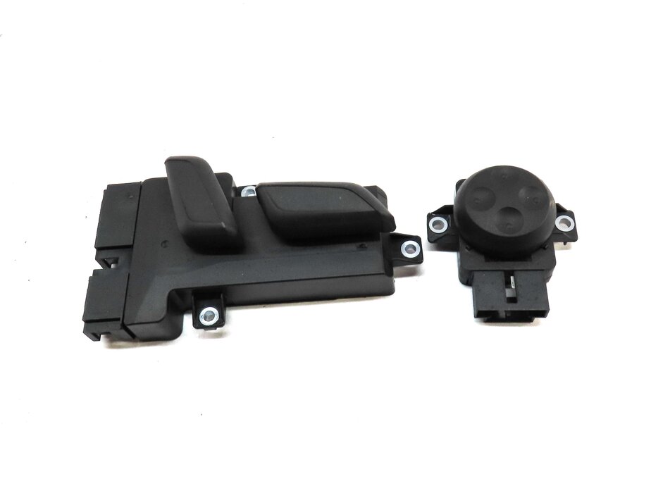 Thumbnail 2: 2017 AUDI A4 (B9 8W) FRONT RIGHT PASSENGER SEAT ADJUSTMENT SWITCH LUMBAR (BLACK)