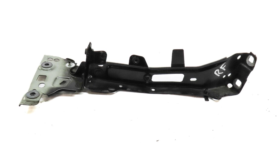Thumbnail 2: 2017 AUDI A4 (B9 8W) FRONT RIGHT PASSENGER FENDER MOUNT MOUNTING BRACKET