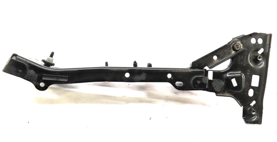 Thumbnail 4: 2017 AUDI A4 (B9 8W) FRONT RIGHT PASSENGER FENDER MOUNT MOUNTING BRACKET