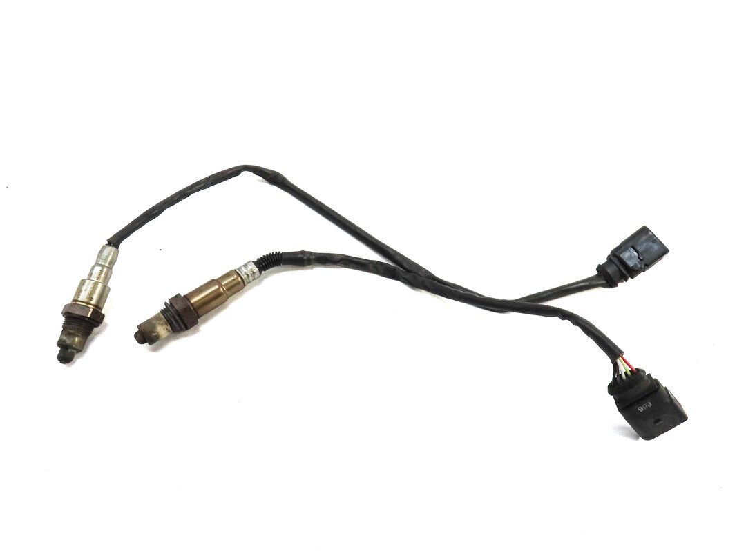 Thumbnail 2: 2017 AUDI A4 (B9 8W) 2.0L CYMC PRE & POST O2 OXYGEN LAMBDA PROBE SENSOR SET