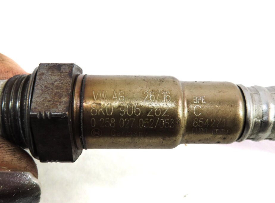 Thumbnail 4: 2017 AUDI A4 (B9 8W) 2.0L CYMC PRE & POST O2 OXYGEN LAMBDA PROBE SENSOR SET
