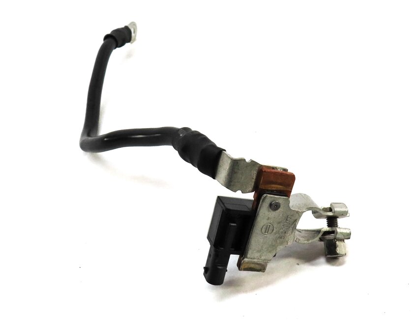 Thumbnail 4: 2017 AUDI A4 (B9 8W) NEGATIVE BATTERY CABLE w/ MONITOR MODULE