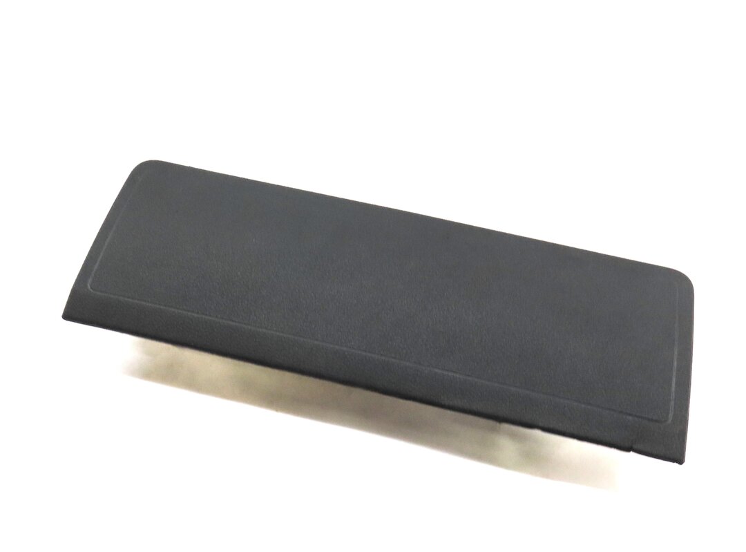 Thumbnail 1: 17-18 AUDI A4 A5 S5 (B9 8W F5) RIGHT FRONT PASSENGER KNEE AIRBAG AIR BAG (BLACK)