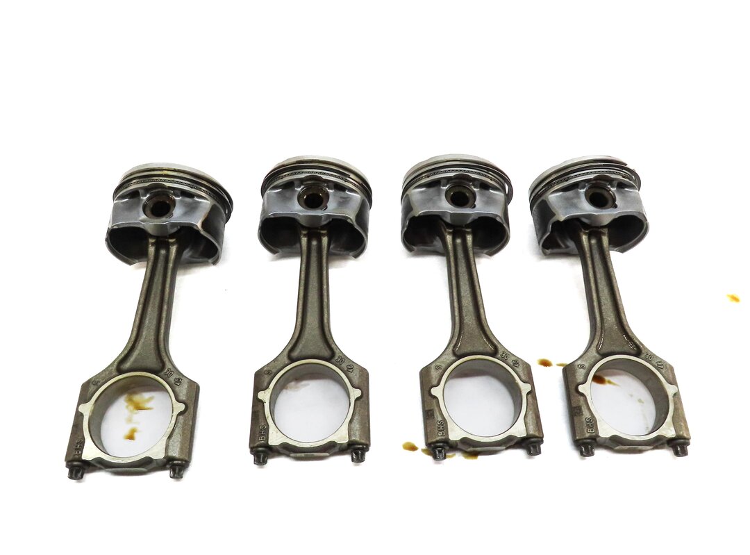Thumbnail 4: 2017-2020 AUDI A4 A5 (B8 MLB) 2.0L TURBO ENGINE PISTON & CONECTING ROD SET 4