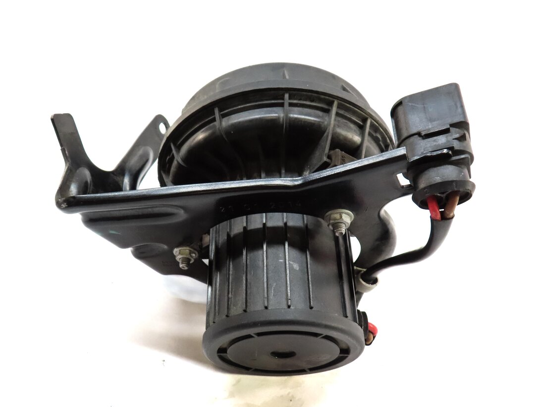 Thumbnail 4: 2014-2019 AUDI A6 A7 Q5 Q7 SQ5 (C7 4G8 4M B8 8R) 3.0L ENGINE AIR INJECTION PUMP