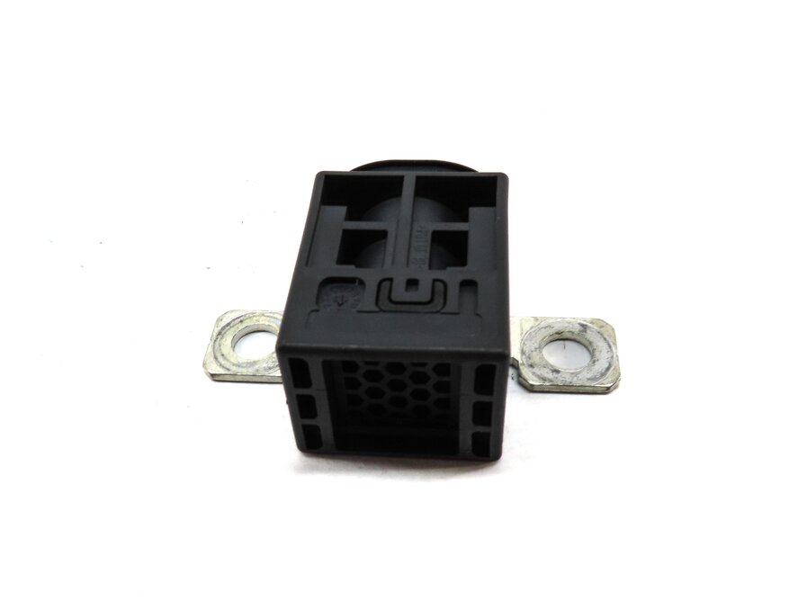 Thumbnail 3: 2014 AUDI A6 (C7) BATTERY OVERLAOD PROTECTION SWITCH 4F0915519