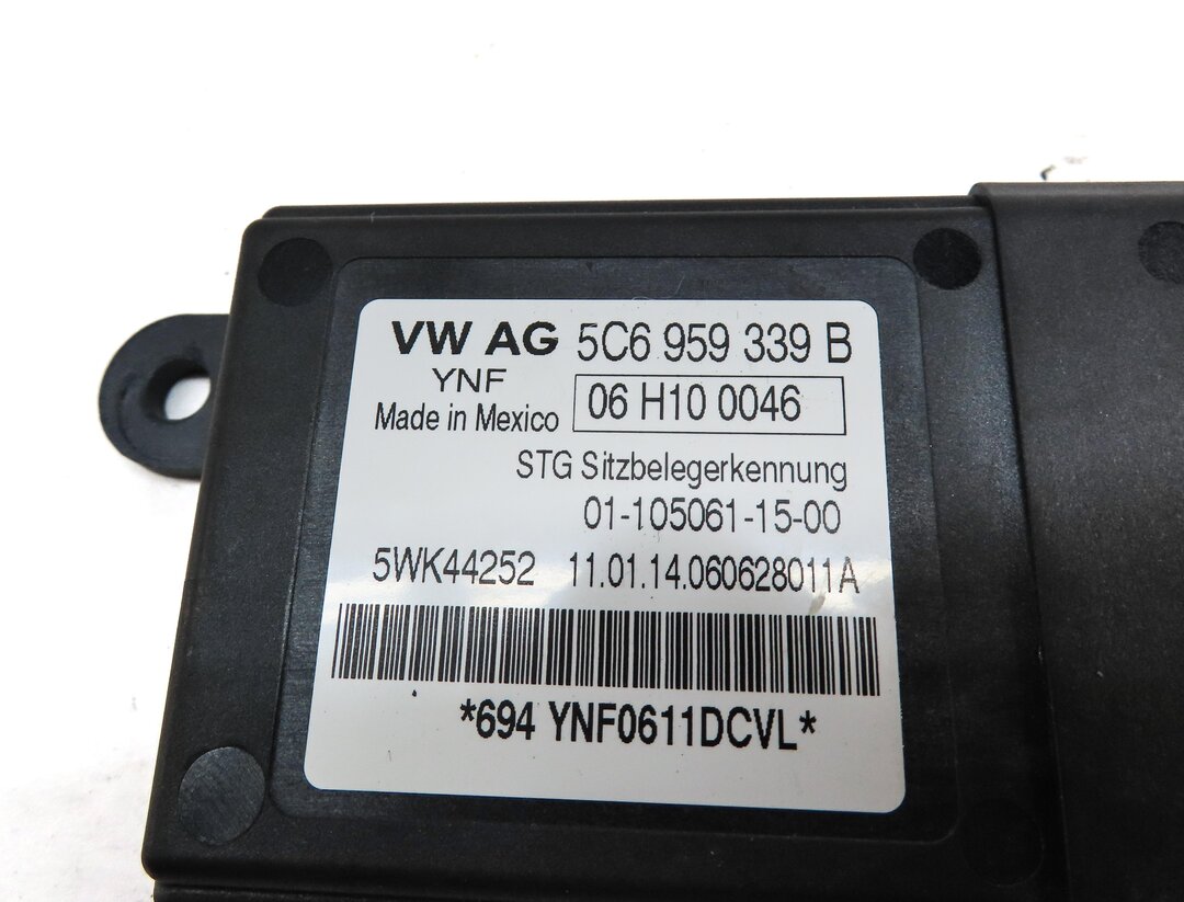 Thumbnail 3: 2014 AUDI A6 (C7) FRONT RIGHT PASSENGER SEAT OCCUPANCY SENSOR CONTROL MODULE