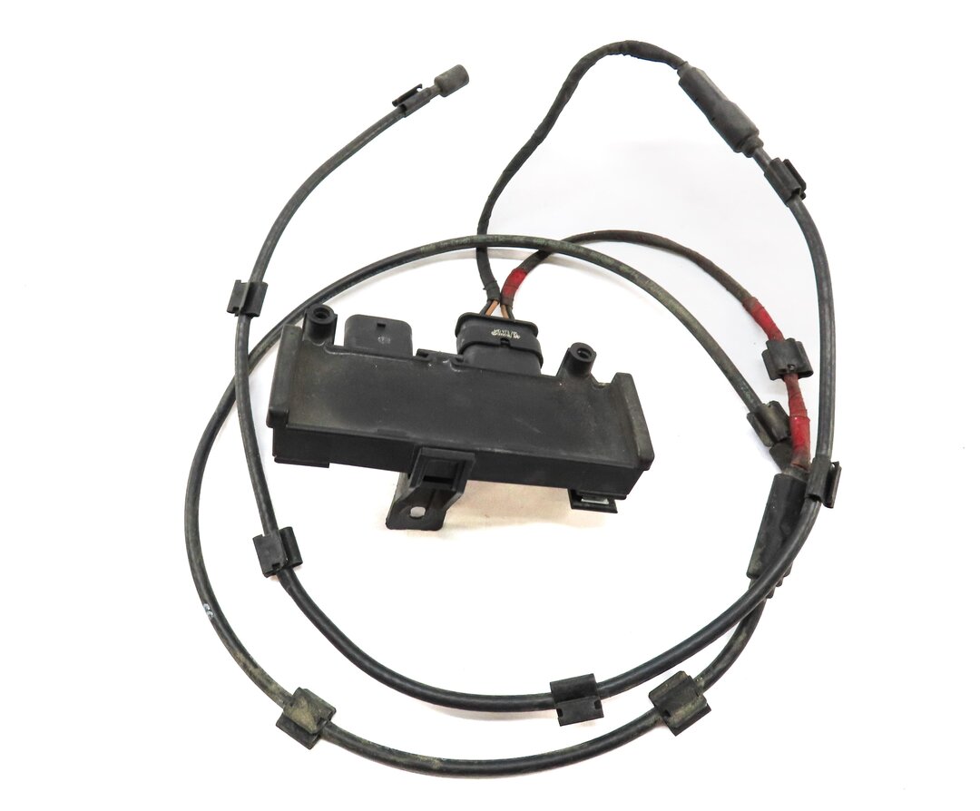 Thumbnail 3: 2014 AUDI A6 (C7) REAR TRUNK KICK PANEL SMART OPENER SENSMOR MODULE w/ ANTENNA