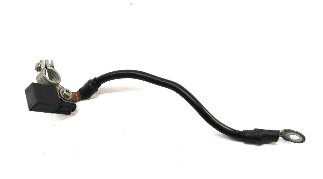 Thumbnail 3: 2013 MERCEDES C CLASS SEDAN (W04) NEGATIVE BATTERY CABLE INTELLIGENT BATTERY IBS
