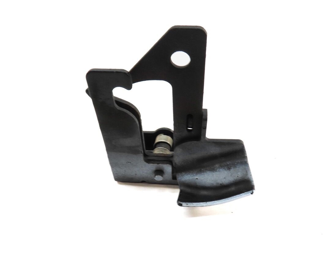 Thumbnail 7: 2013 MERCEDES C CLASS SEDAN (W04) SAFETY CATCH HOOK & RELEASE LEVER STRIKER SET