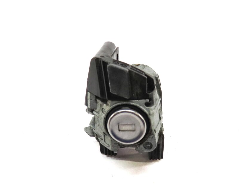 Thumbnail 6: 2013 MERCEDES C CLASS SEDAN (W04) FRONT LEFT DRIVER DOOR & TRUNK LOCK & KEY SET