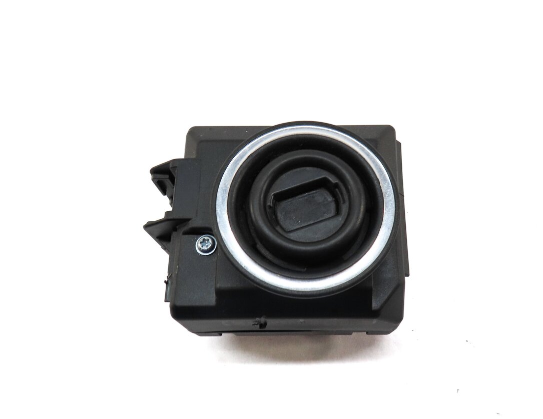 Thumbnail 2: 2013-2015 MERCEDES BENZ C250 C300 C350 C63 (W204) IGNITION SWITCH KEY FOB READER