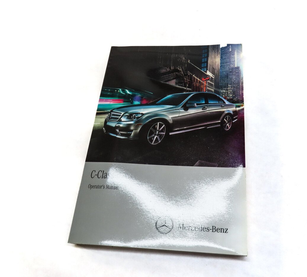 Thumbnail 9: 2013 MERCEDES C CLASS SEDAN (W04) OWNERS MANUAL BOOKLET SET 6 w/ CARRYING CASE