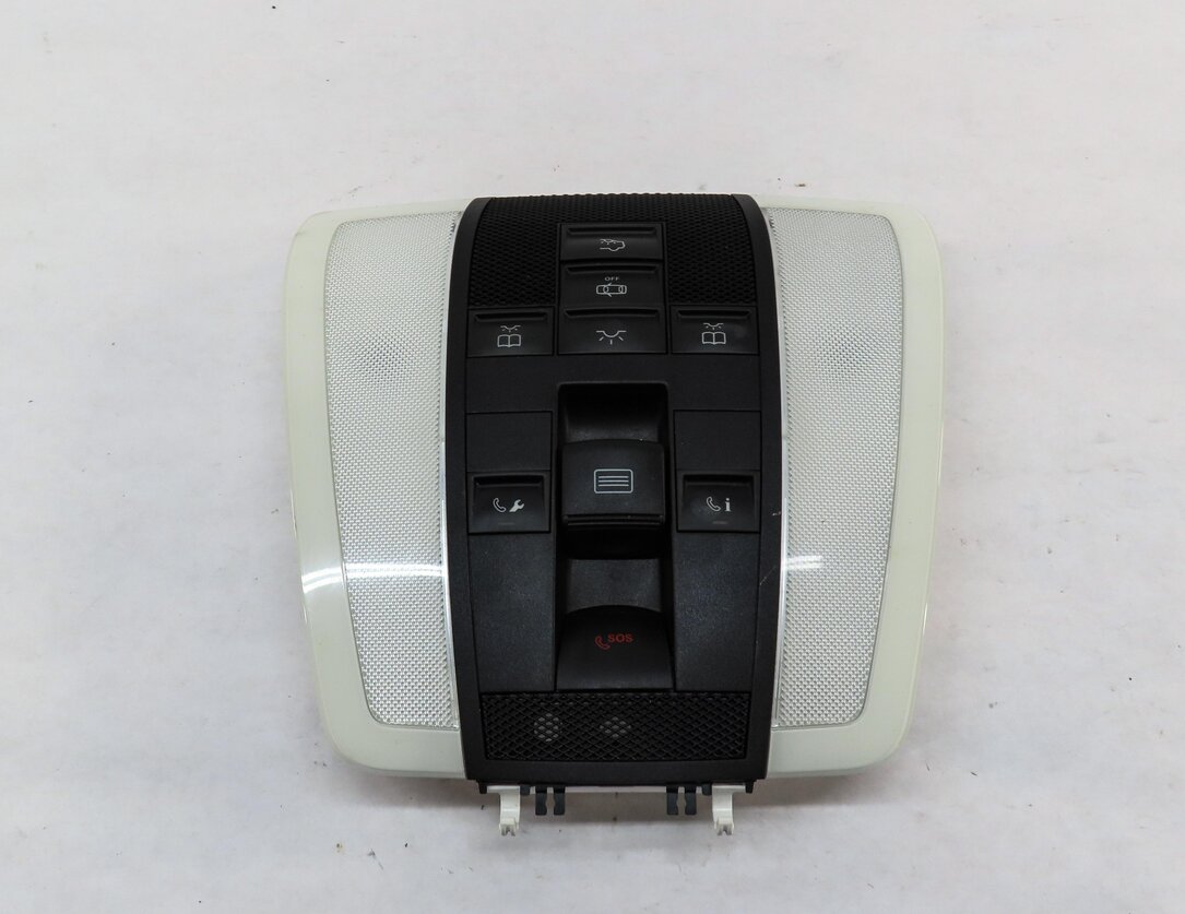 Thumbnail 3: 2013 MERCEDES C CLASS SEDAN (W04) FRONT CENTER ROOF DOME LIGHT MAP READING LIGHT