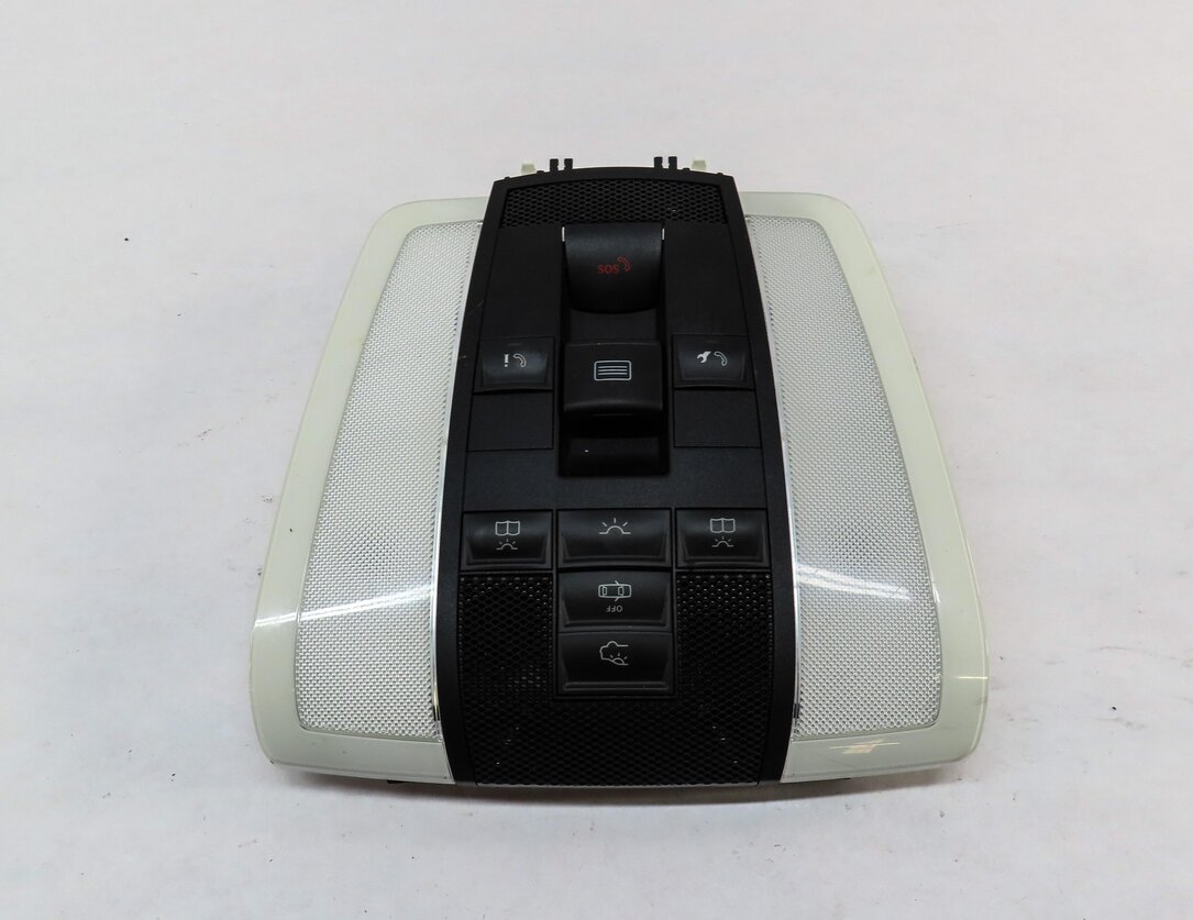 Thumbnail 4: 2013 MERCEDES C CLASS SEDAN (W04) FRONT CENTER ROOF DOME LIGHT MAP READING LIGHT