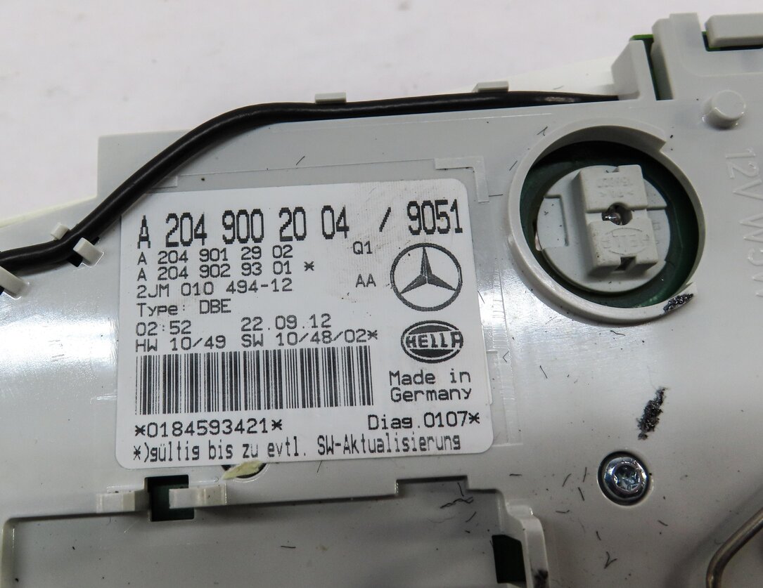 Thumbnail 6: 2013 MERCEDES C CLASS SEDAN (W04) FRONT CENTER ROOF DOME LIGHT MAP READING LIGHT