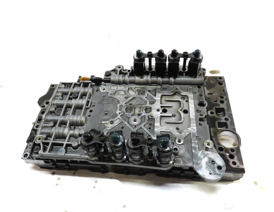 Thumbnail 3: 12-15 MERCEDES C250 C350 SLK250 SLK350 (R172 W204) TRANSMISSION VALVE BODY BLOCK