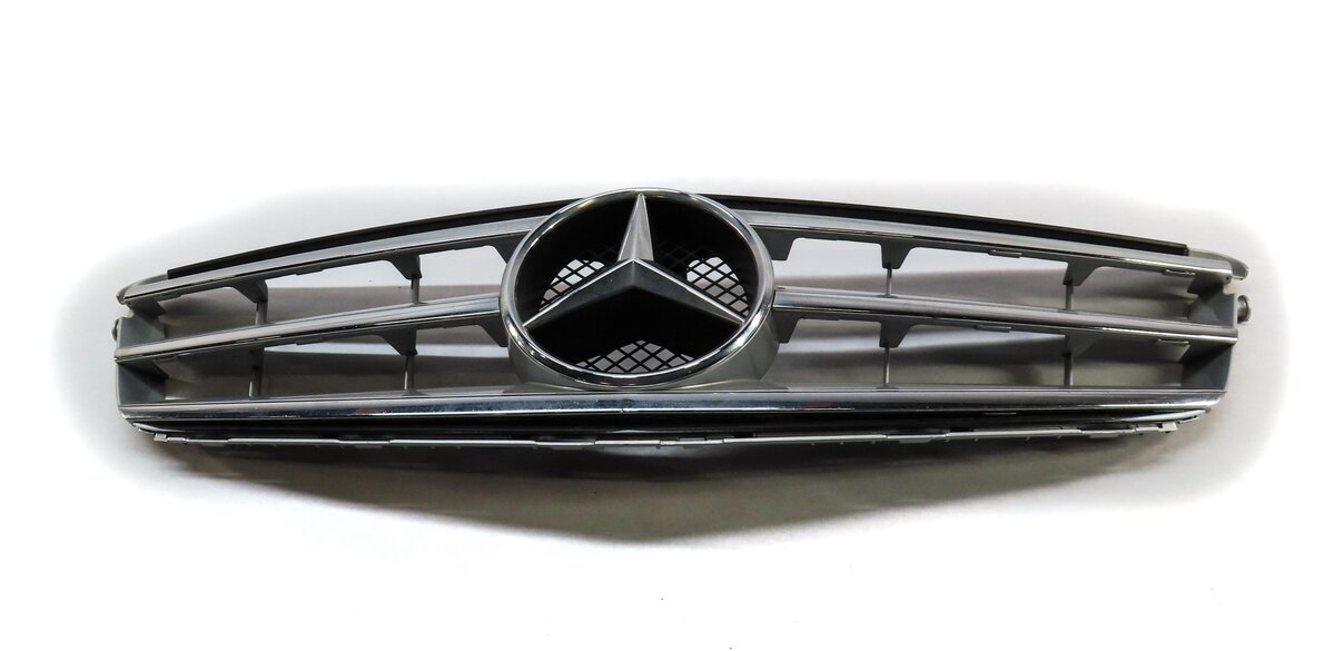 Thumbnail 2: 08-12 MERCEDES C-CLASS (W204) FRONT HOOD GRILLE AIR VENT TRIM (SPORT PACKAGE)