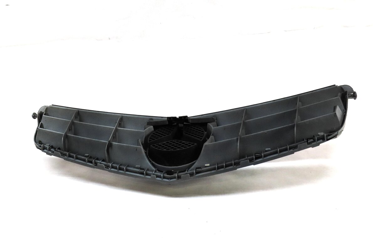 Thumbnail 4: 08-12 MERCEDES C-CLASS (W204) FRONT HOOD GRILLE AIR VENT TRIM (SPORT PACKAGE)