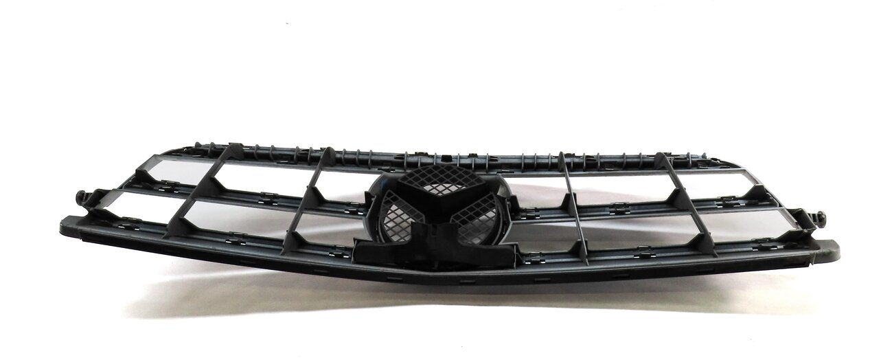 Thumbnail 5: 08-12 MERCEDES C-CLASS (W204) FRONT HOOD GRILLE AIR VENT TRIM (SPORT PACKAGE)