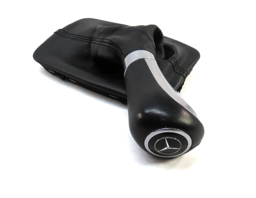 Thumbnail 2: 2013 MERCEDES C CLASS SEDAN W04 AUTO TRANSMISSION GEAR SHIFTER KNOB & BOOT BLACK