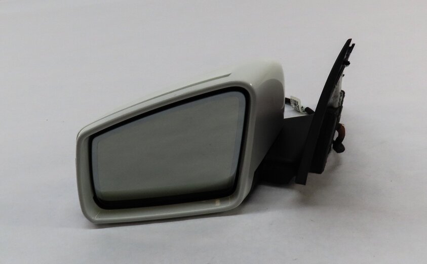 12-14 MERCEDES C250 (W204) LEFT DRIVER HEATED AUTODIM MEMORY DOOR MIRROR (WHITE)