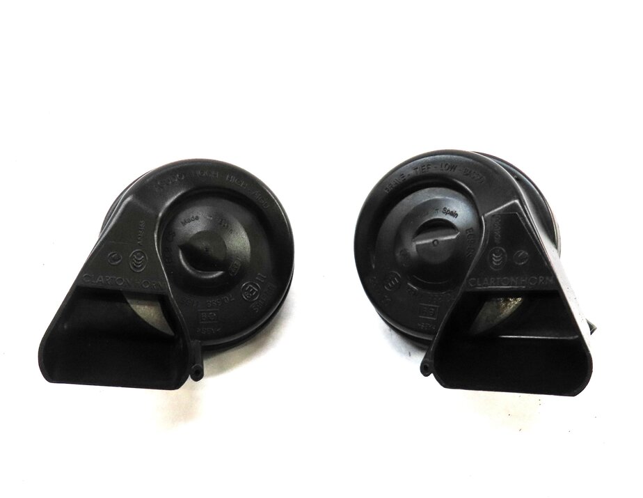 Thumbnail 2: 2012-2020 AUDI A6 S6 A7 S7 RS7 A8 S8 (C7 D4) HIGH & LOW TONE SAFETY HORN SET-2