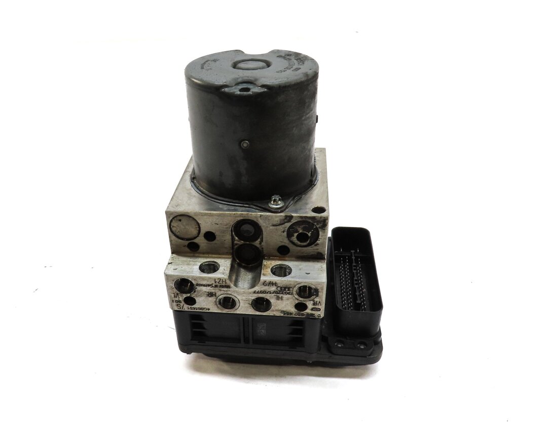 Thumbnail 2: 12-15 AUDI A6 S6 A7 S7 (C7 4G8) ABS BRAKE PUMP MODULE (ADAPTIVE CRUISE CONTROL)