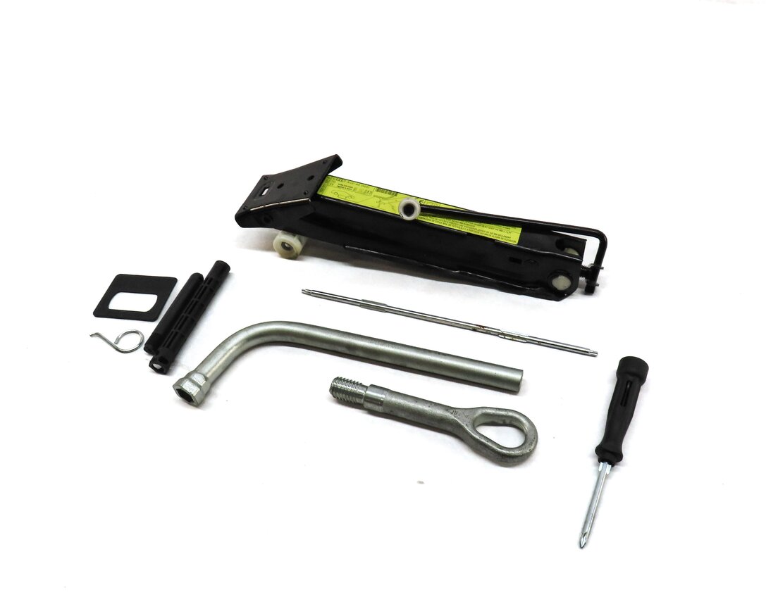 2012-2018 AUDI A6 S6 A7 S7 RS7 (C7) SPARE TIRE WHEEL SCISSOR JACK w/ TOOL KIT