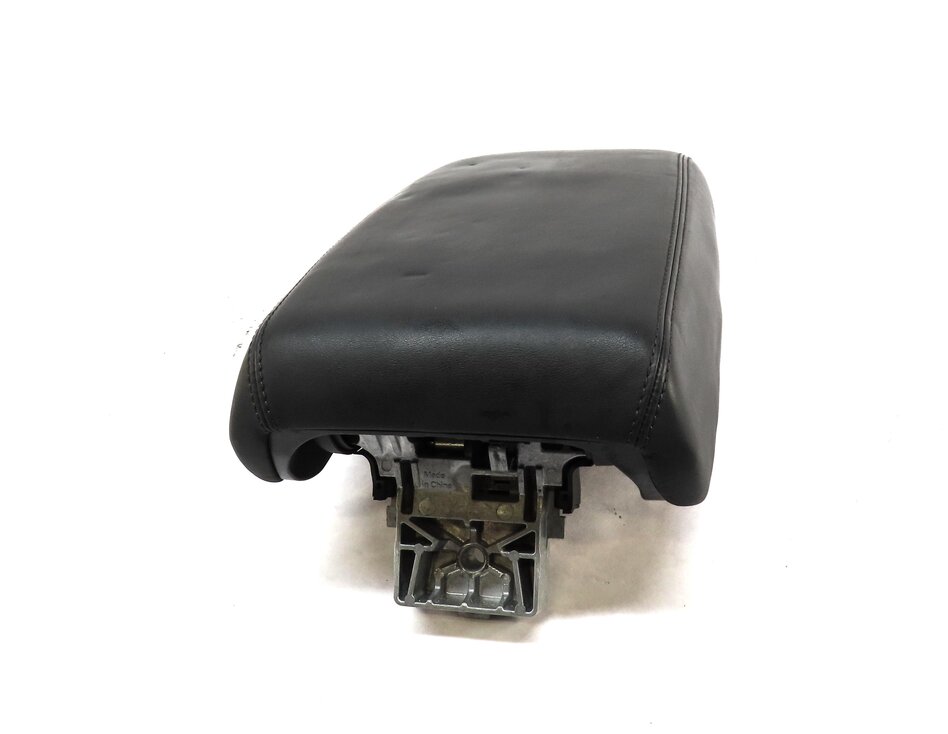 Thumbnail 4: 11-17 AUDI A6 S6 A7 S7 RS7 (C7 4G8) FRONT CENTER CONSOLE ARM REST LID (BLACK)