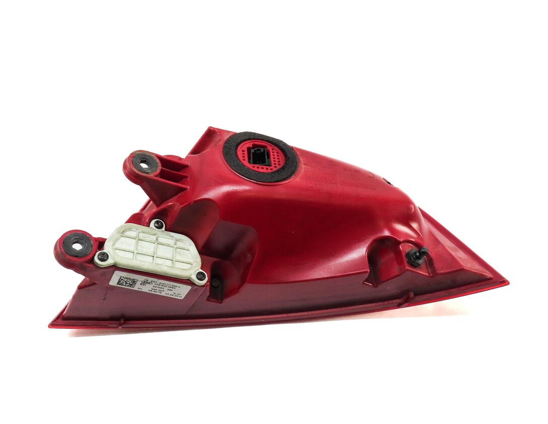 Thumbnail 4: 12-15 AUDI A7 S7 (C7 4G8) LEFT DRIVER REAR OUTER TAILLIGHT BRAKE LIGHT LAMP LED