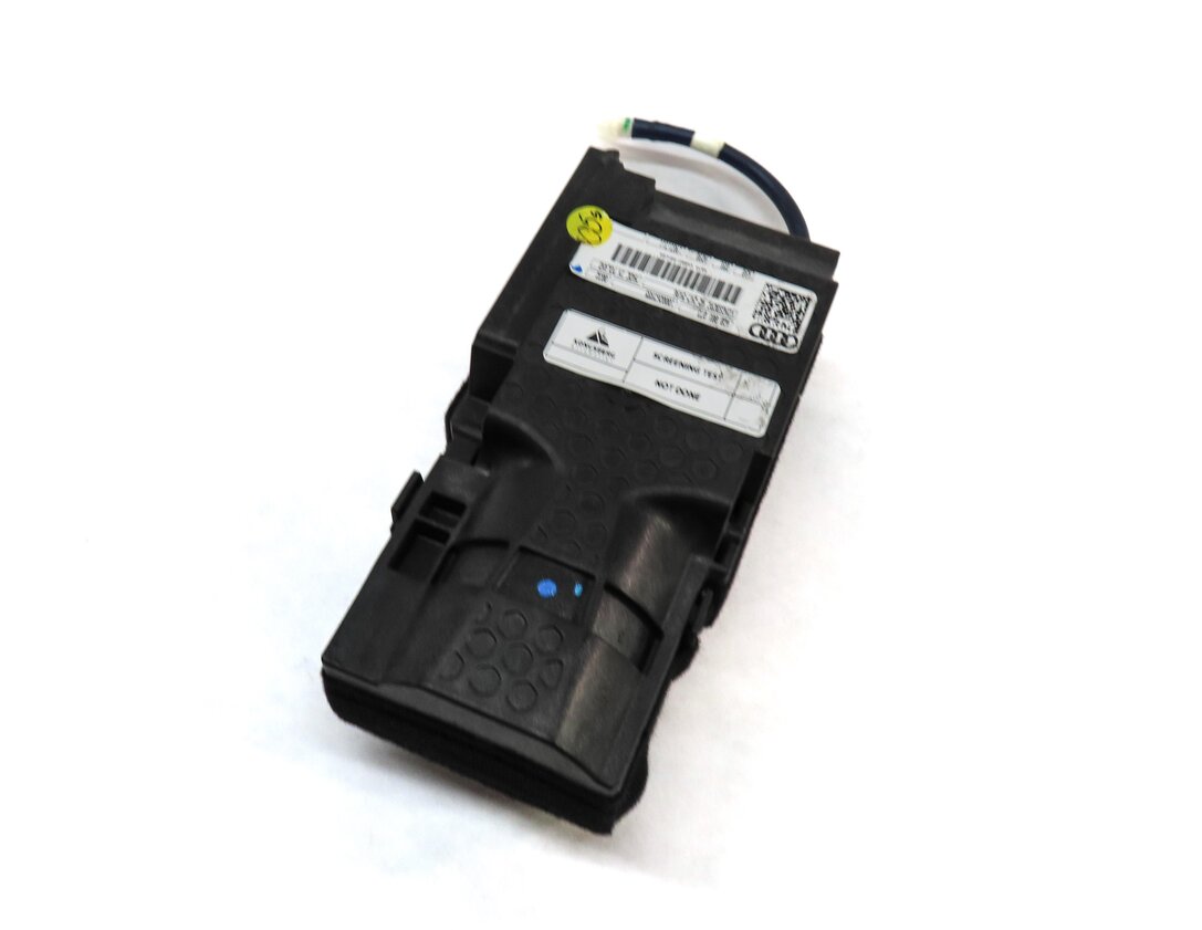 2013 AUDI S7 (C7) FRONT RIGHT PASSENGER SEAT AIR PUMP 4G8881073