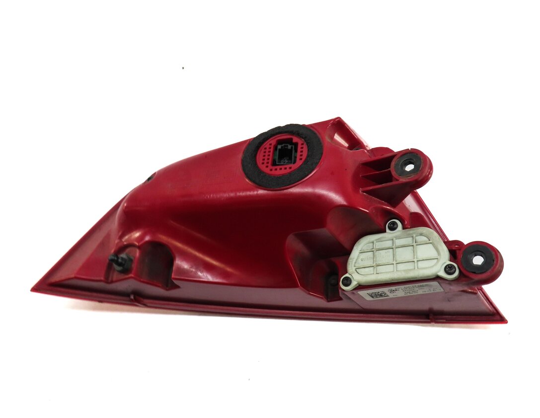 Thumbnail 4: 2012-2015 AUDI A7 S7 (C7 4G8) REAR RIGHT OUTER TAILLIGHT BRAKE LIGHT LAMP (LED)