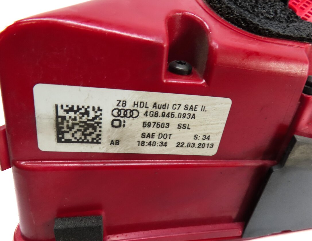 Thumbnail 5: 12-15 AUDI A7 S7 C7 4G8 REAR LEFT DRIVER INNER TRUNK TAILLIGHT LIGHT LAMP (LED)