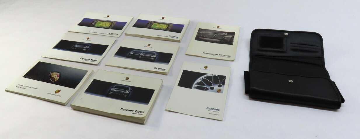 2006 PORSCHE CAYENNE (955) OWNERS MANUAL BOOKLET SET 8 w/ CARRYING CASE
