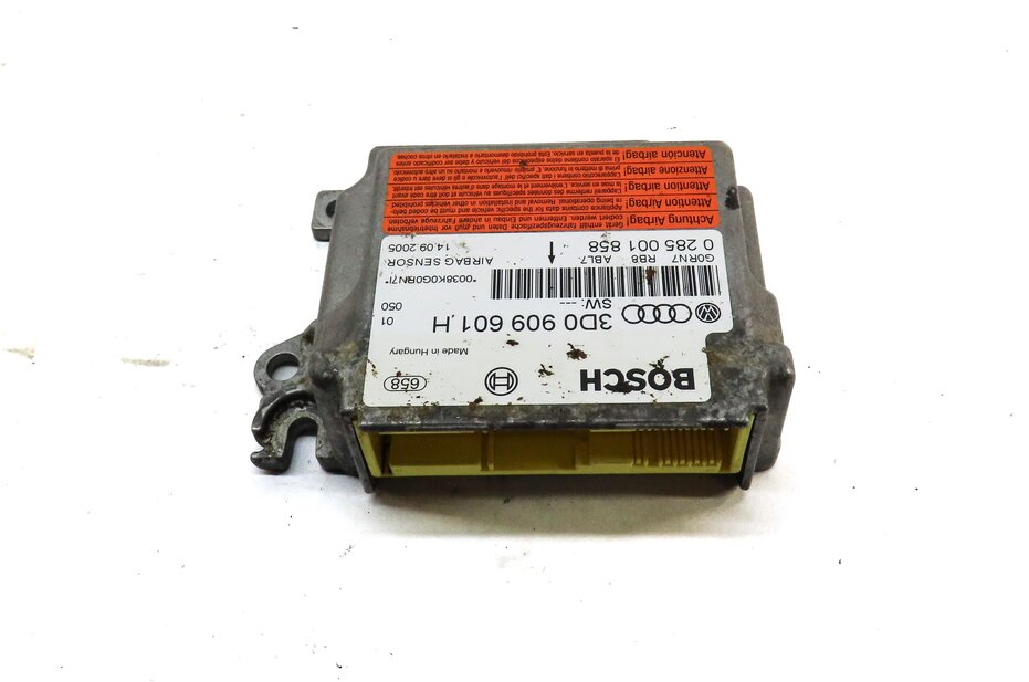 Thumbnail 2: 2006 PORSCHE CAYENNE (955) SRS BAG CONTROL MODULE COMPUTER
