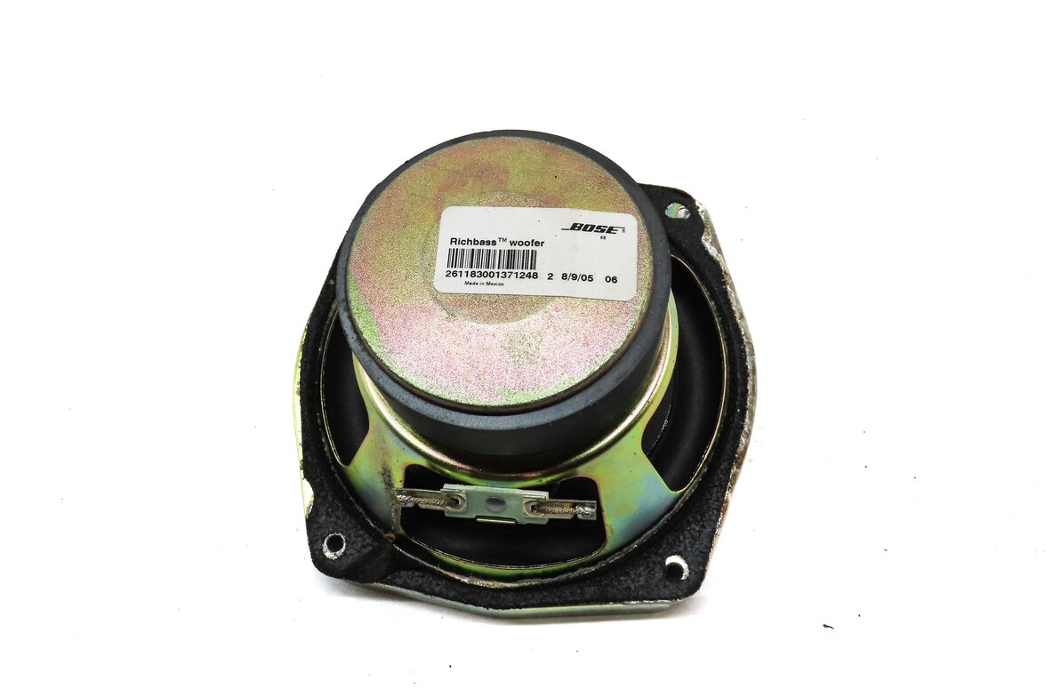 Thumbnail 3: 2006 PORSCHE CAYENNE (955) RADIO STEREO BOSE SUBWOOFER SUB WOOFER SPEAKER
