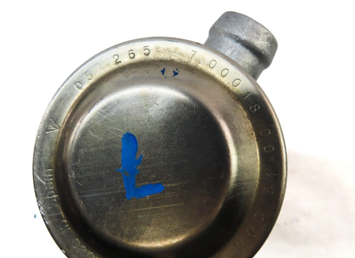 Thumbnail 7: 2006 PORSCHE CAYENNE 955 4.5L TURBO M48 ENGINE EGR CHECK VALVE SET 2 94811320351